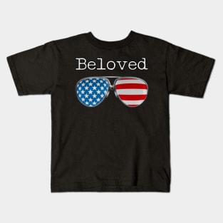 USA PILOT GLASSES BE LOVED Kids T-Shirt